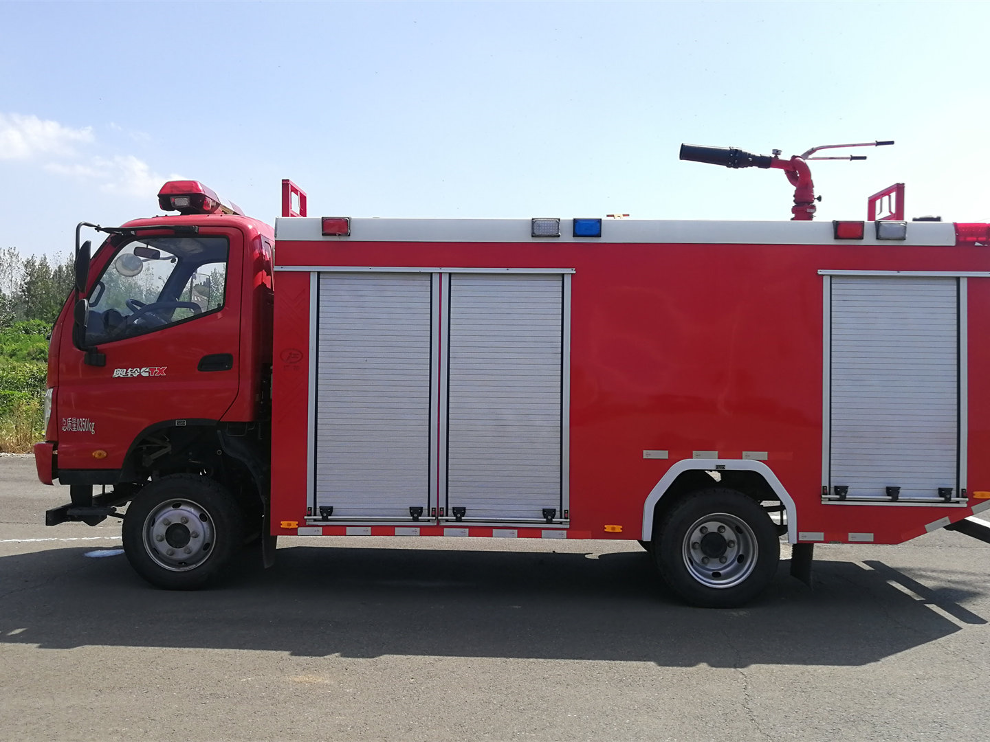 2.5噸福田泡沫消防車