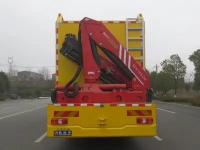 奔馳救險(xiǎn)車