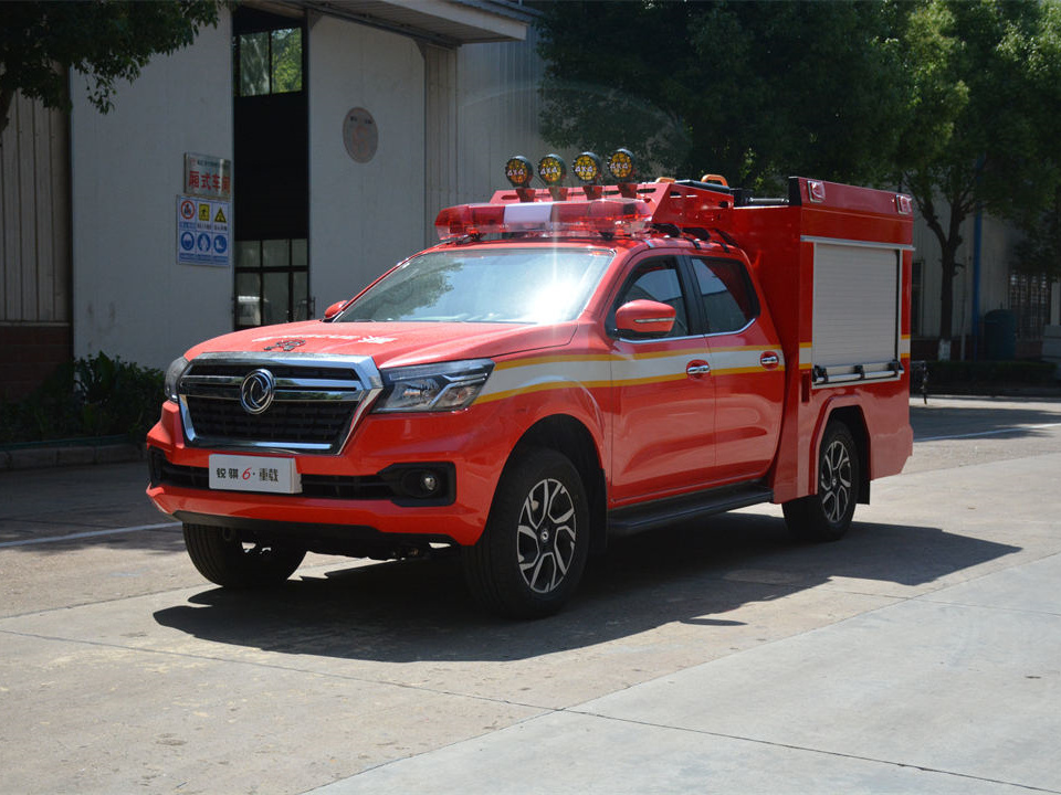 東風(fēng)皮卡器材消防車(chē)